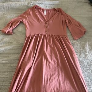 Pink maxi maternity dress.